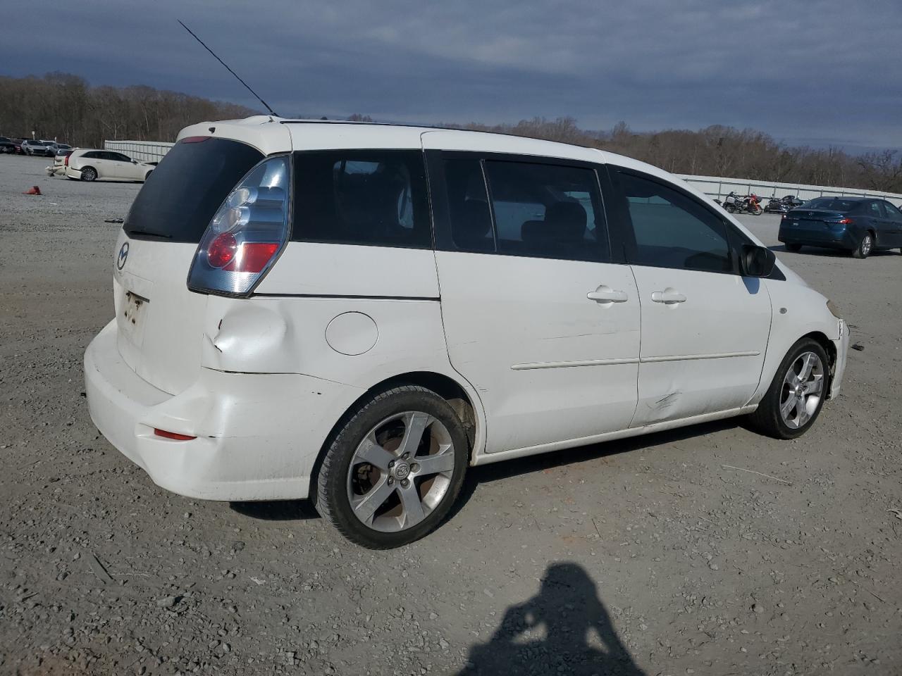 2007 Mazda 5 - Image 3