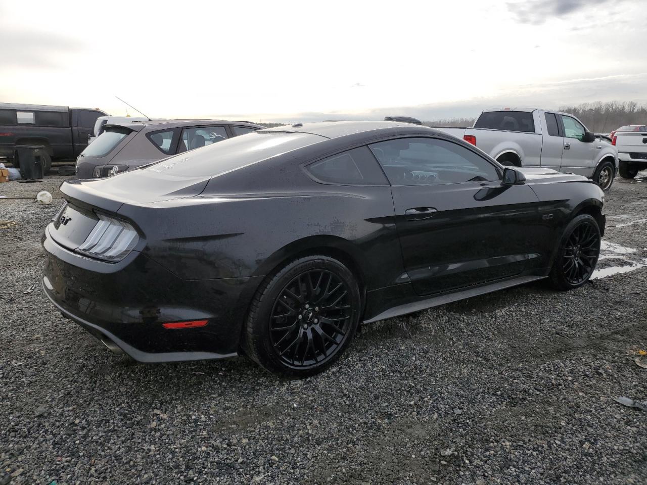 2015 Ford Mustang - Image 3
