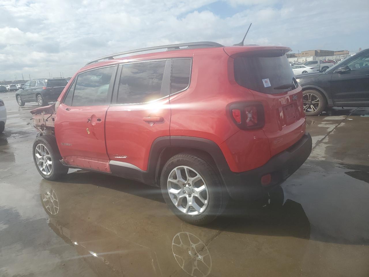 2017 Jeep Renegade - Image 2