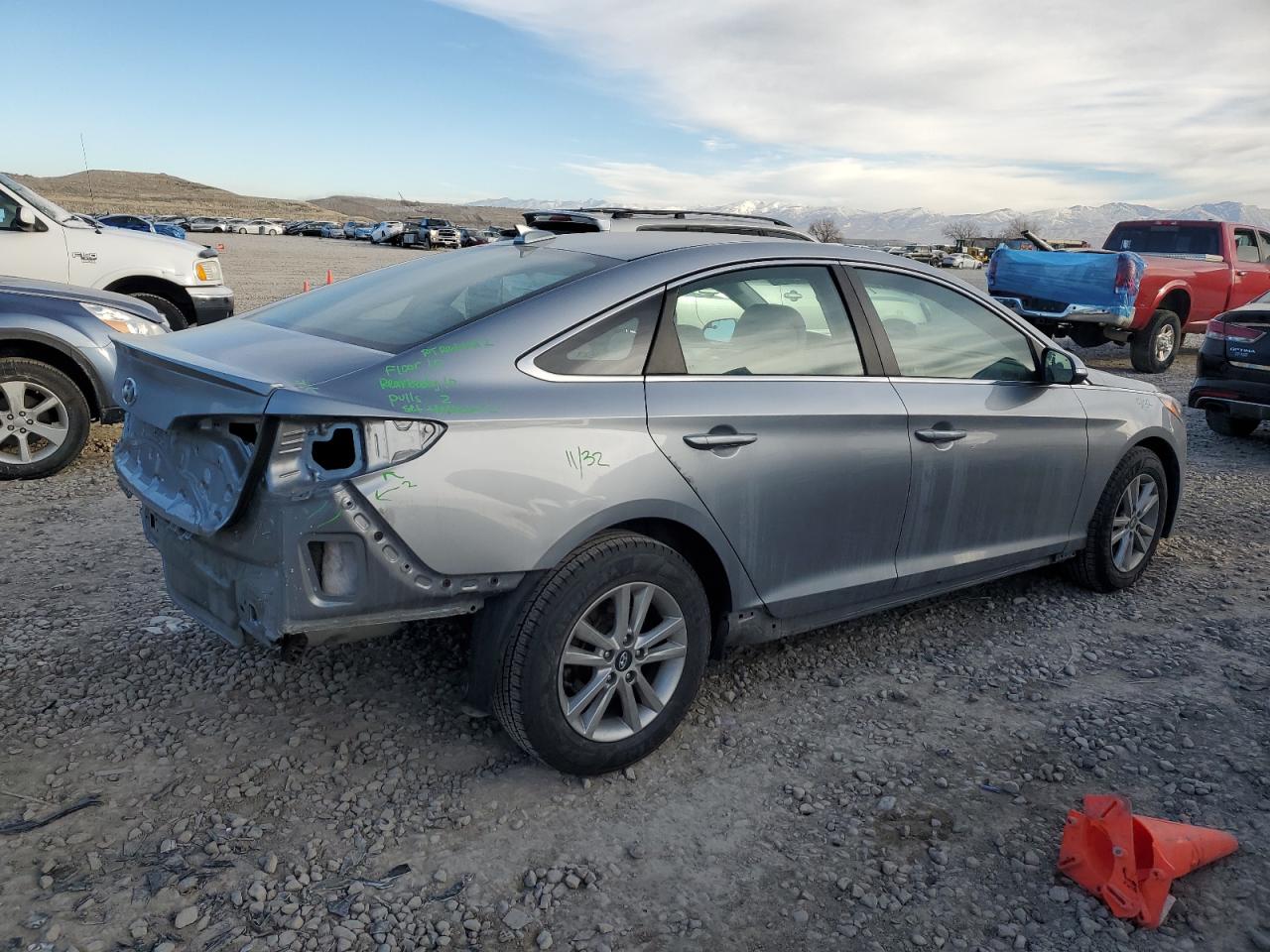 2015 Hyundai Sonata - Image 3