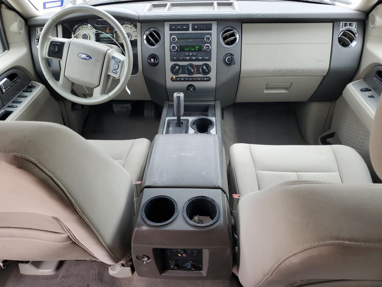 2013 Ford Expedition - Image 8
