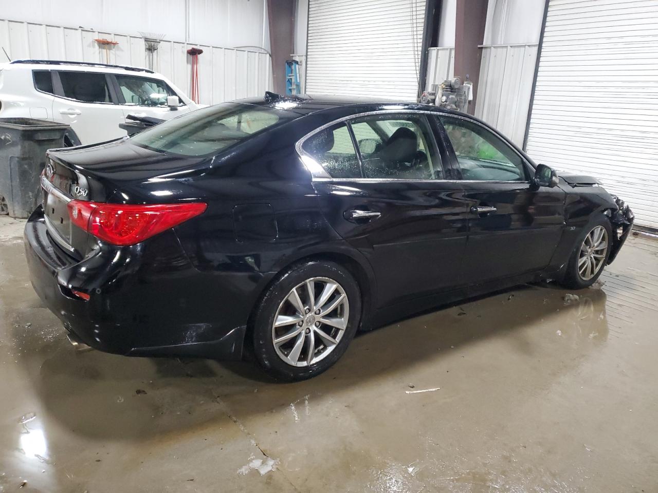 VIN JN1BV7AR1EM685001 2014 INFINITI Q50 no.3