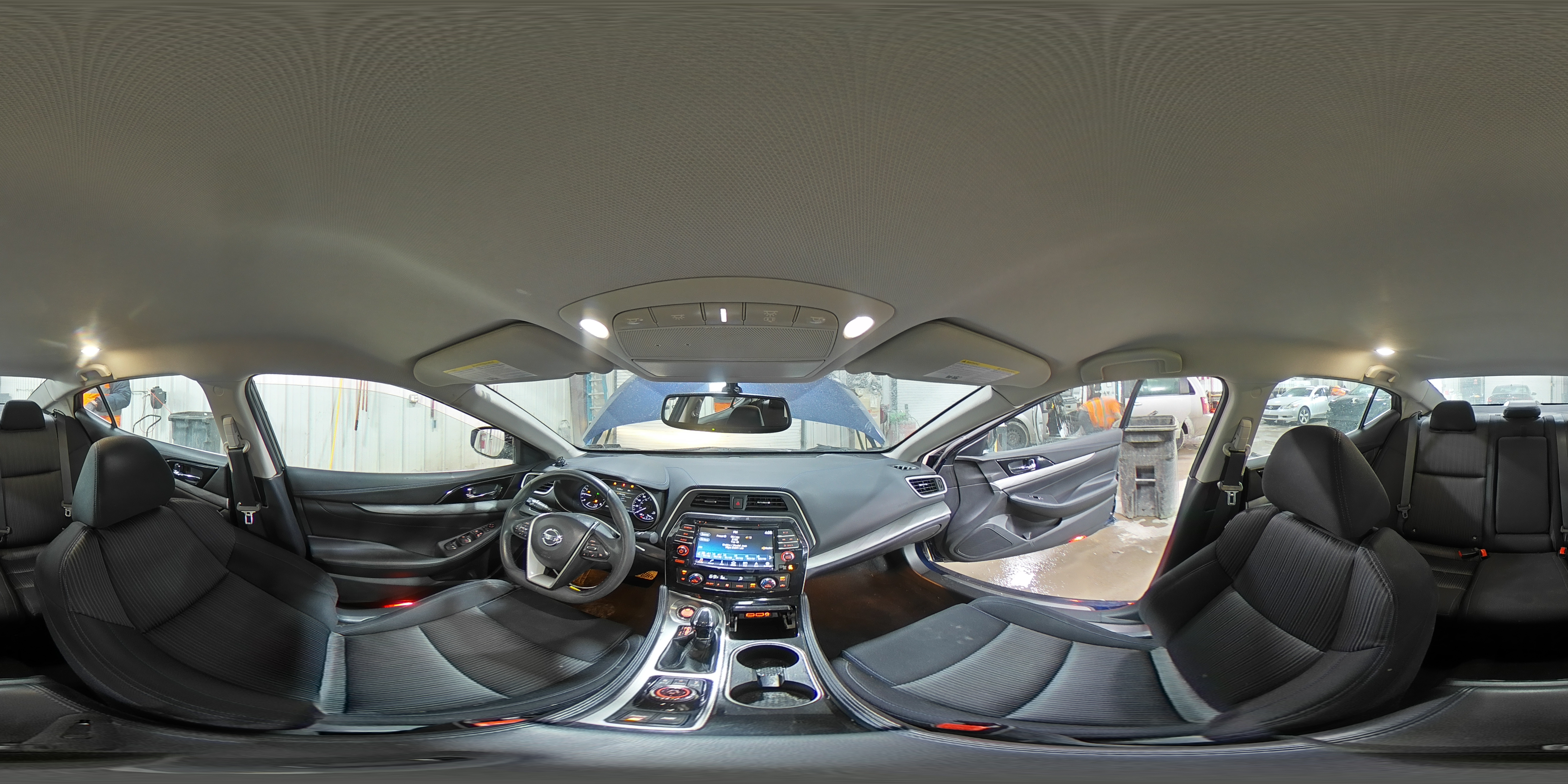 2017 Nissan Maxima - Image 13