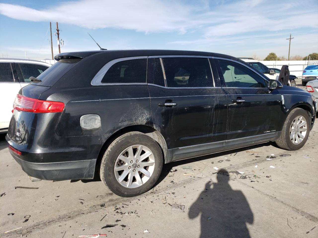 VIN 2LMHJ5NK0FBL03357 2015 LINCOLN MKT no.3