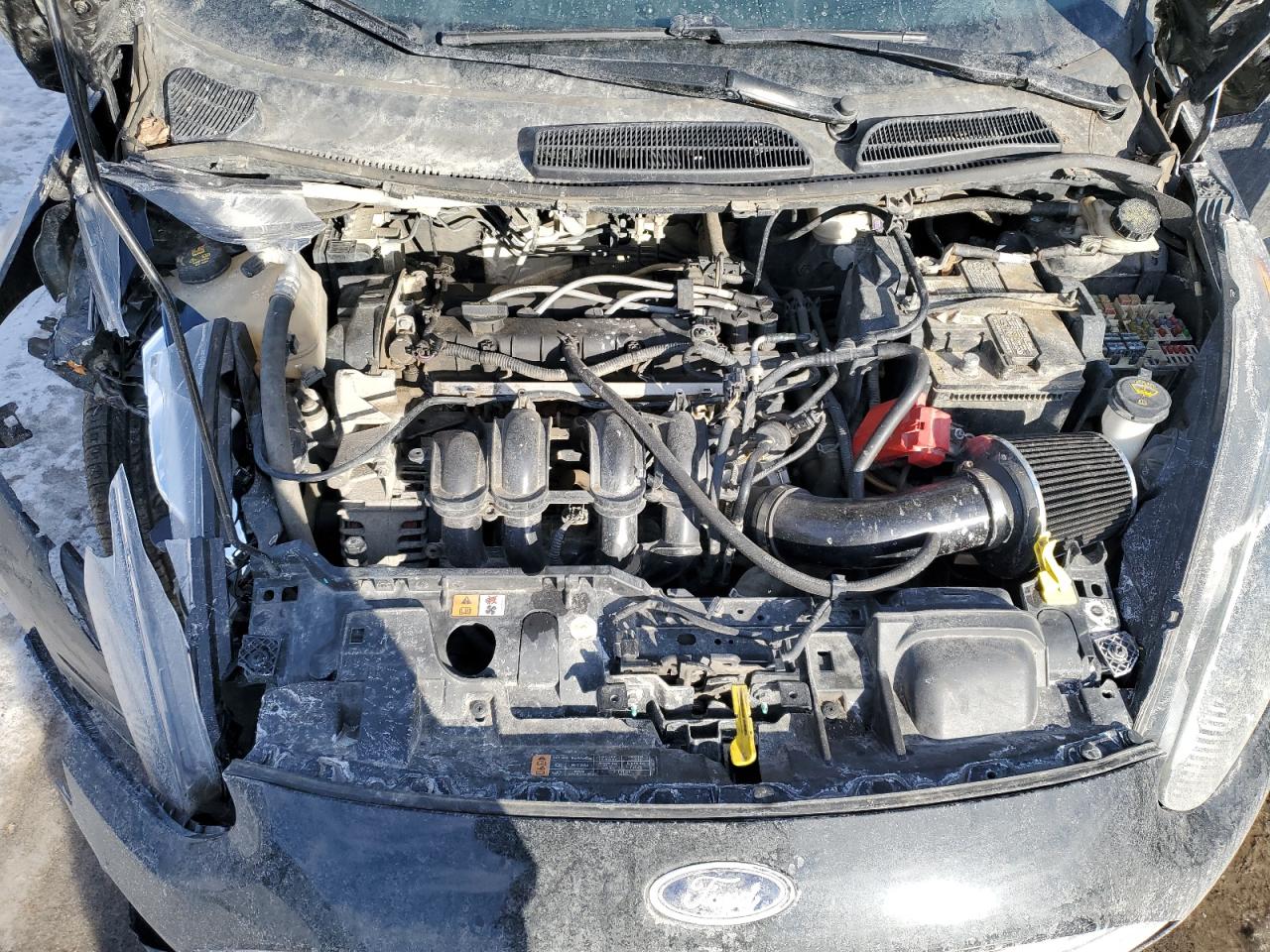 2015 Ford Fiesta - Image 12