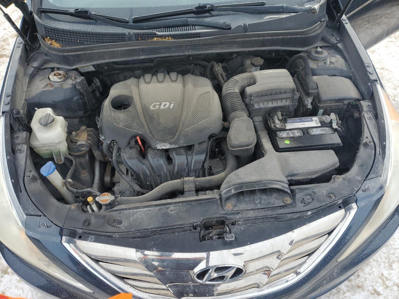 2012 Hyundai Sonata - Image 11