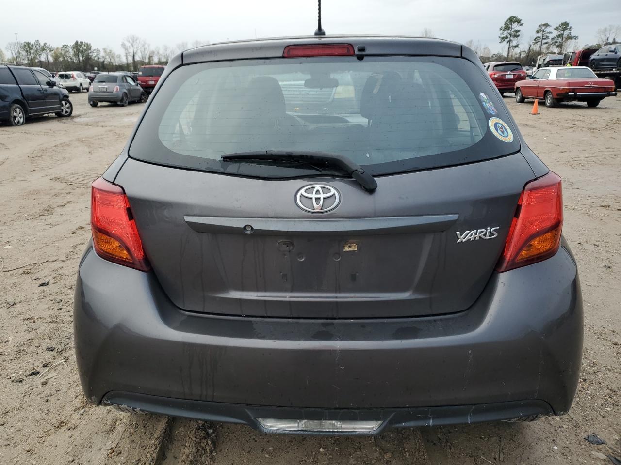 2017 Toyota Yaris - Image 6
