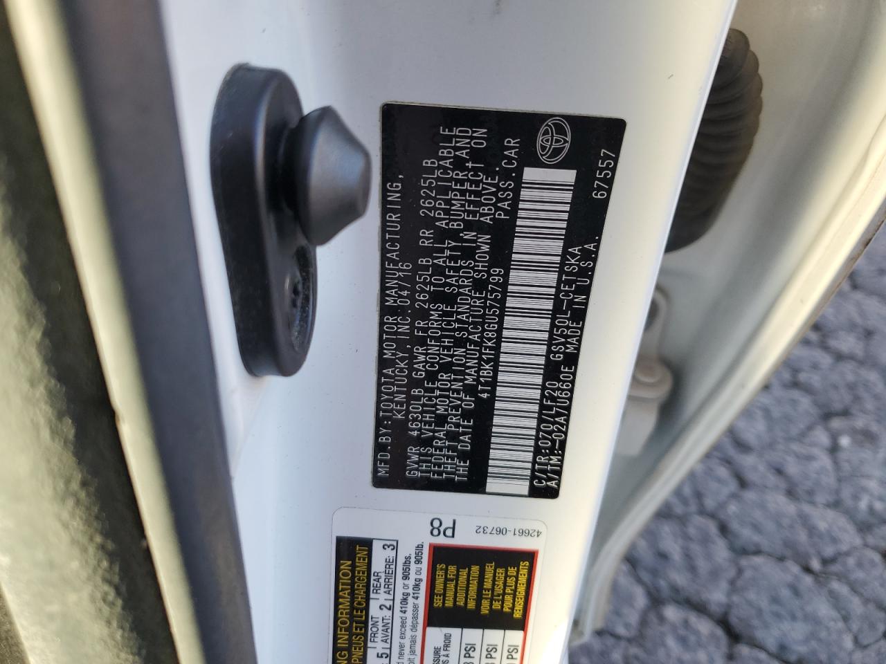 2016 Toyota Camry - Image 12