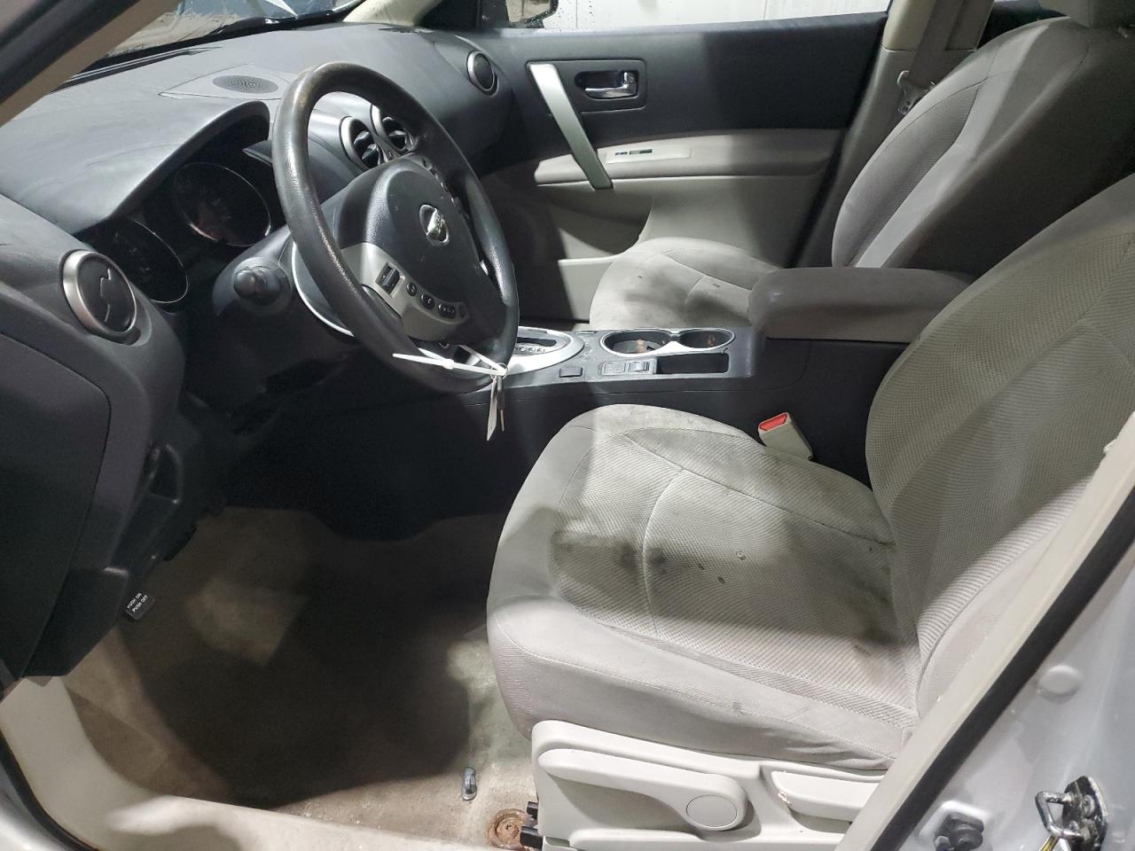 2015 Nissan Rogue - Image 7