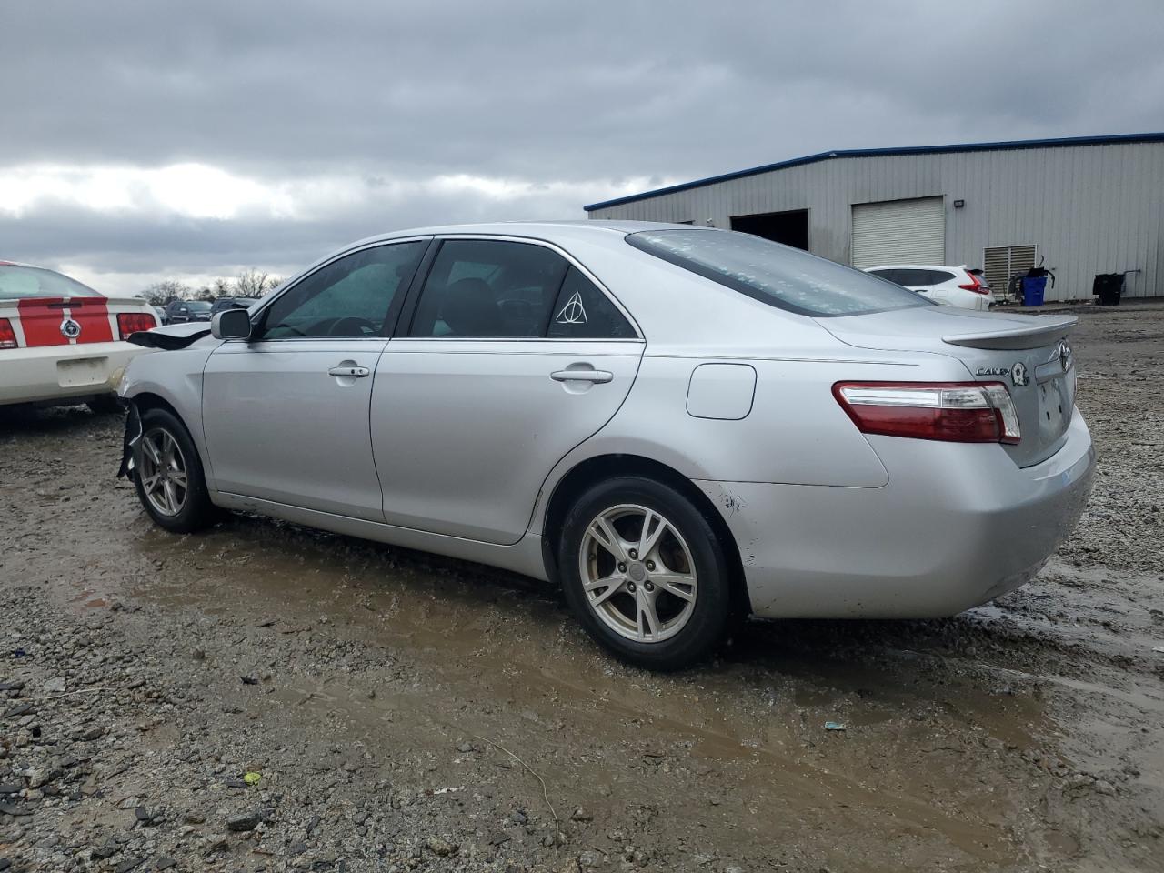 2009 Toyota Camry - Image 2