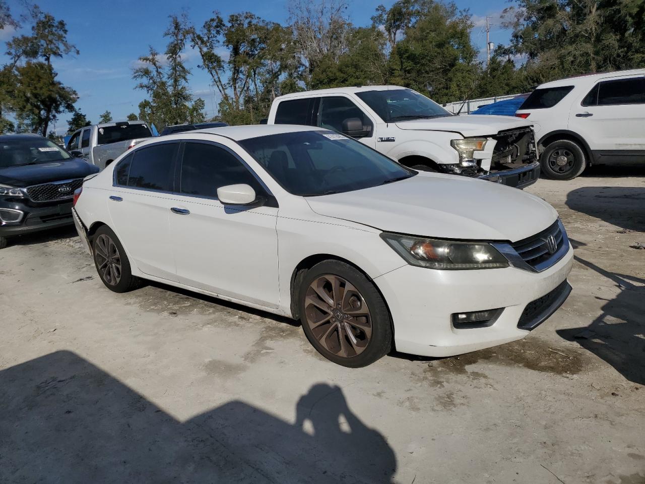 2015 Honda Accord - Image 4