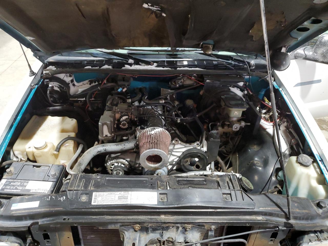 1995 Chevrolet S-10 Pickup - Image 11