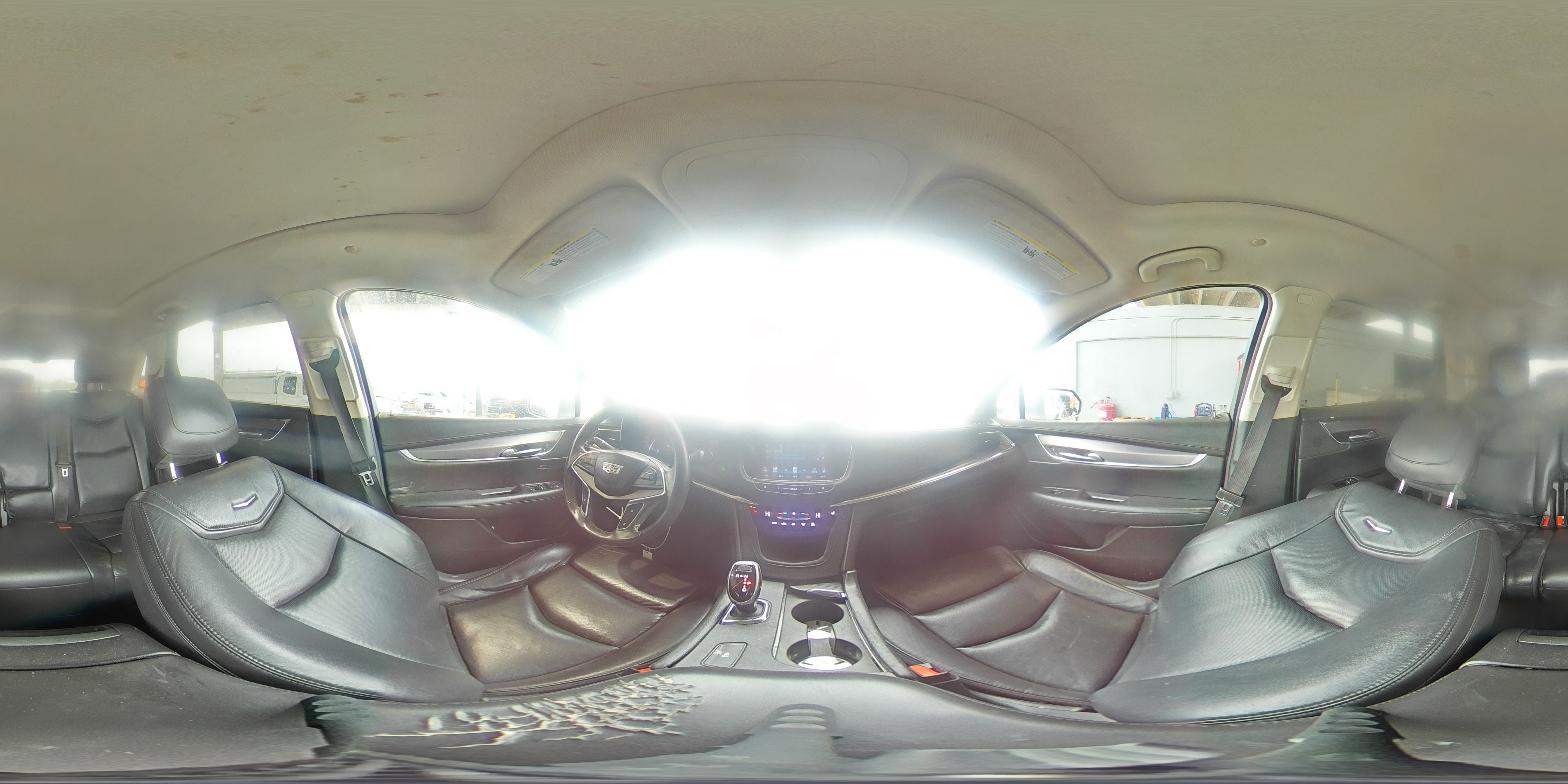 2017 Cadillac XT5 - Image 15