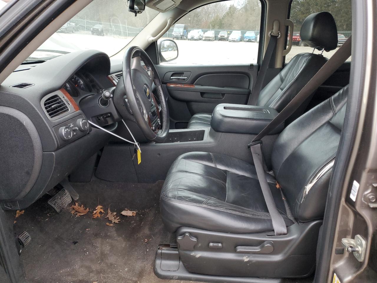 2011 Chevrolet Tahoe - Image 7