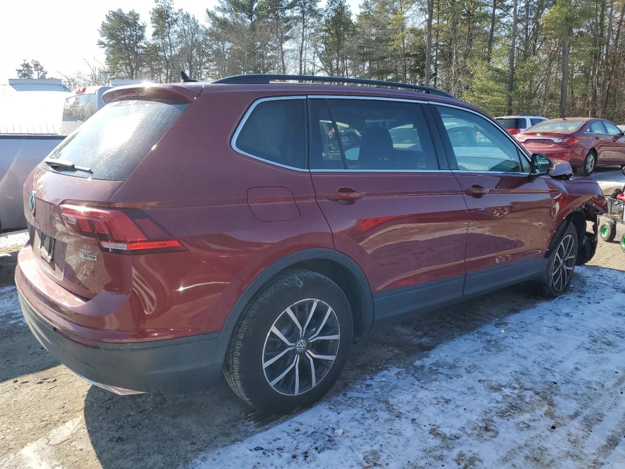 2019 Volkswagen Tiguan - Image 3