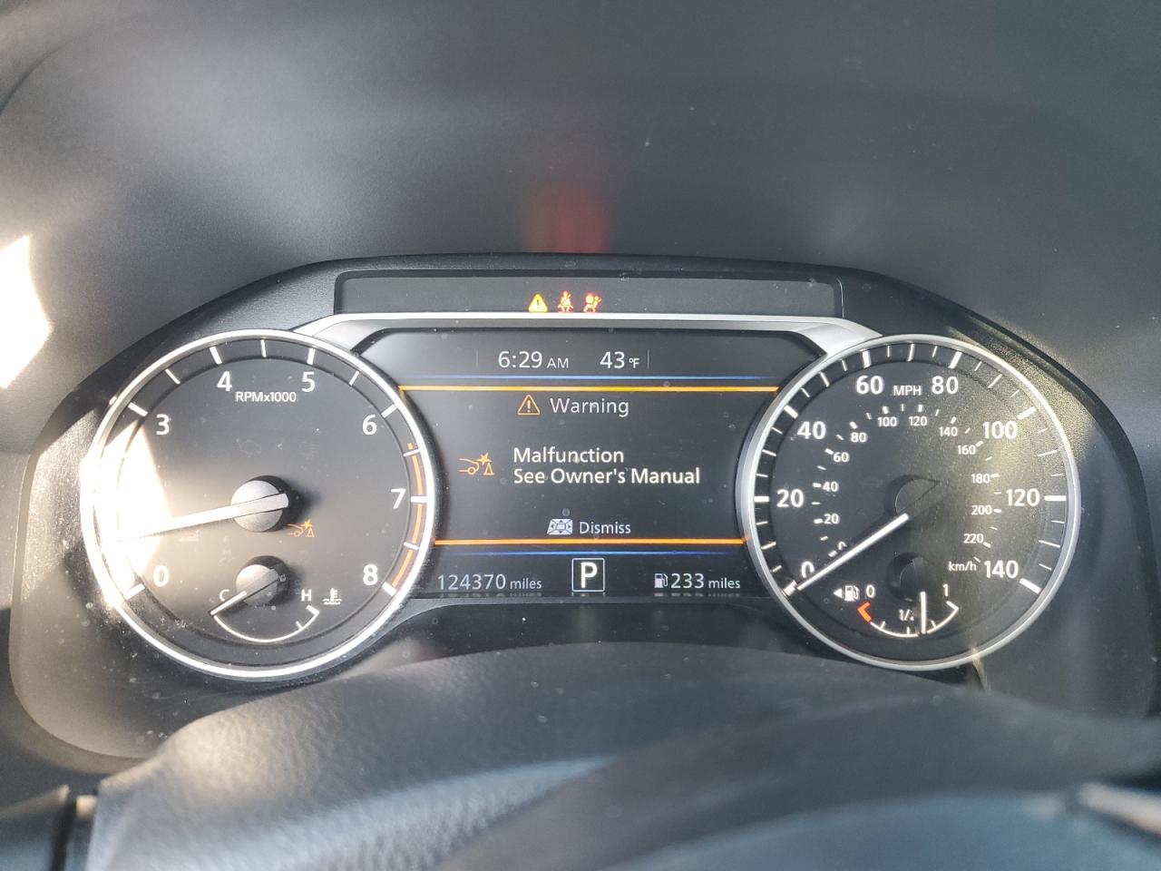 2020 Nissan Altima - Image 9