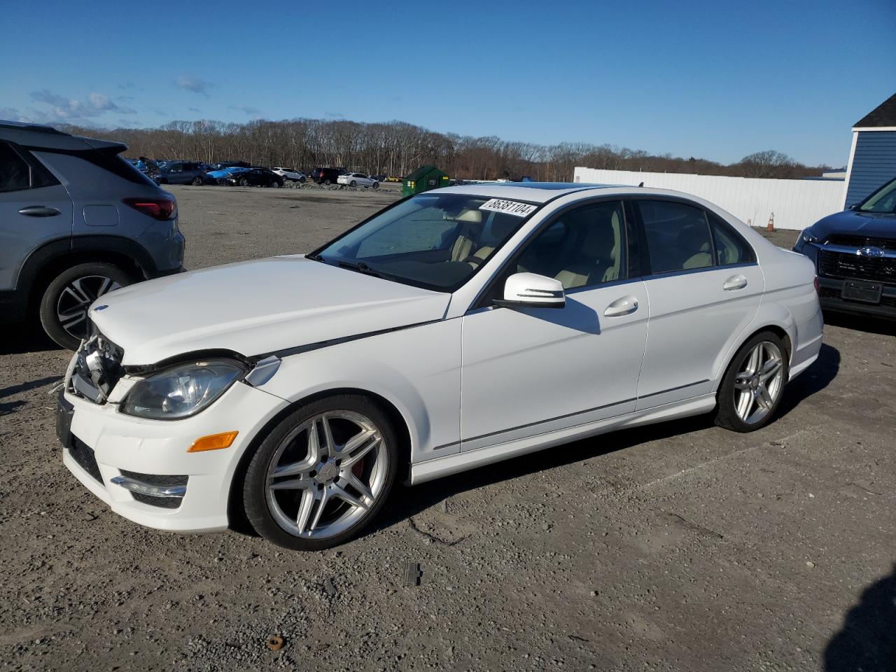 VIN WDDGF8AB5DR245685 2013 MERCEDES-BENZ C-CLASS no.1