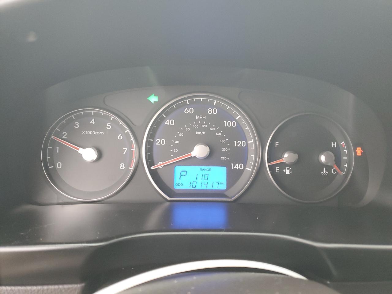 2010 Hyundai Santa Fe - Image 9