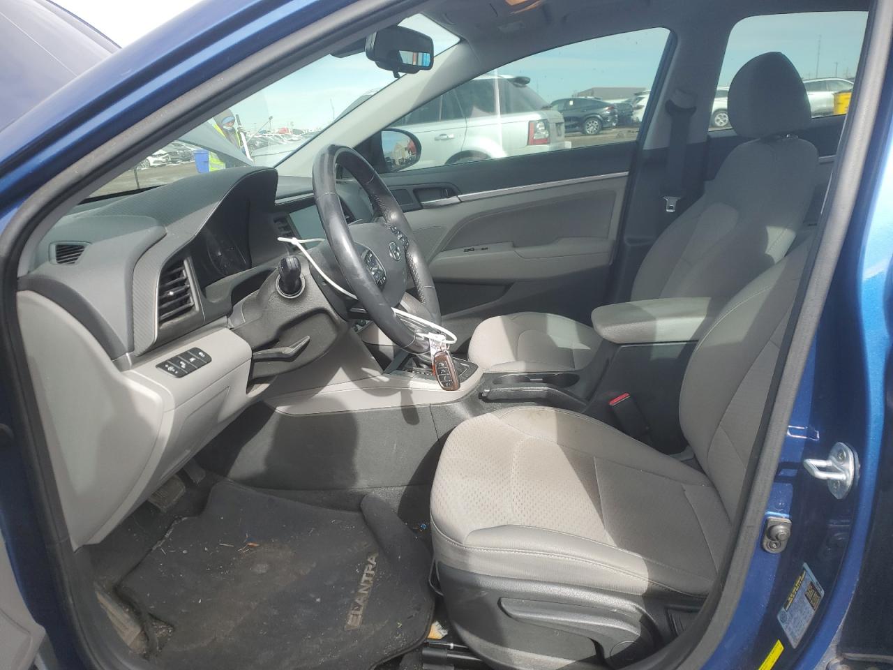 2019 Hyundai Elantra - Image 7