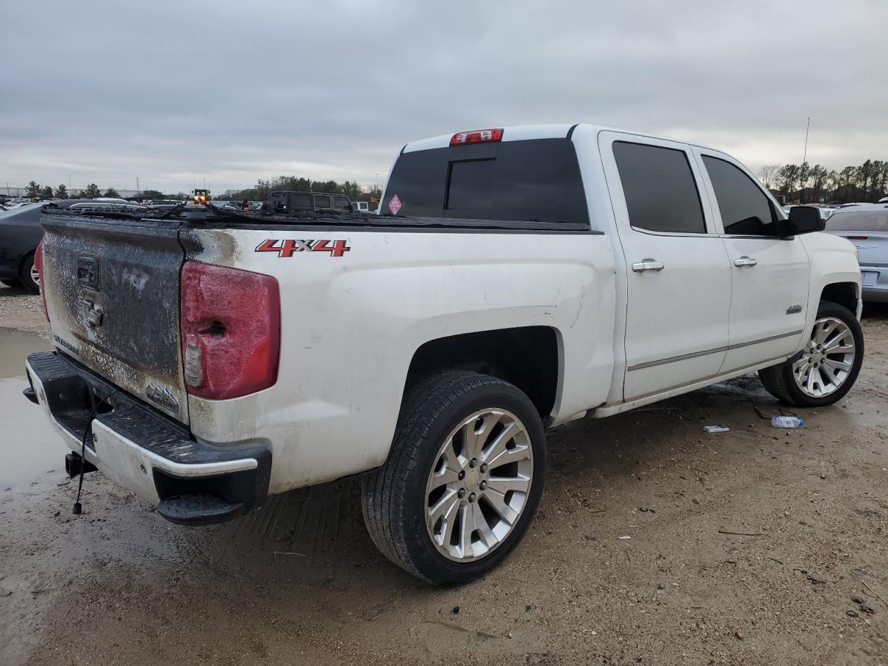 2018 Chevrolet Silverado - Image 3