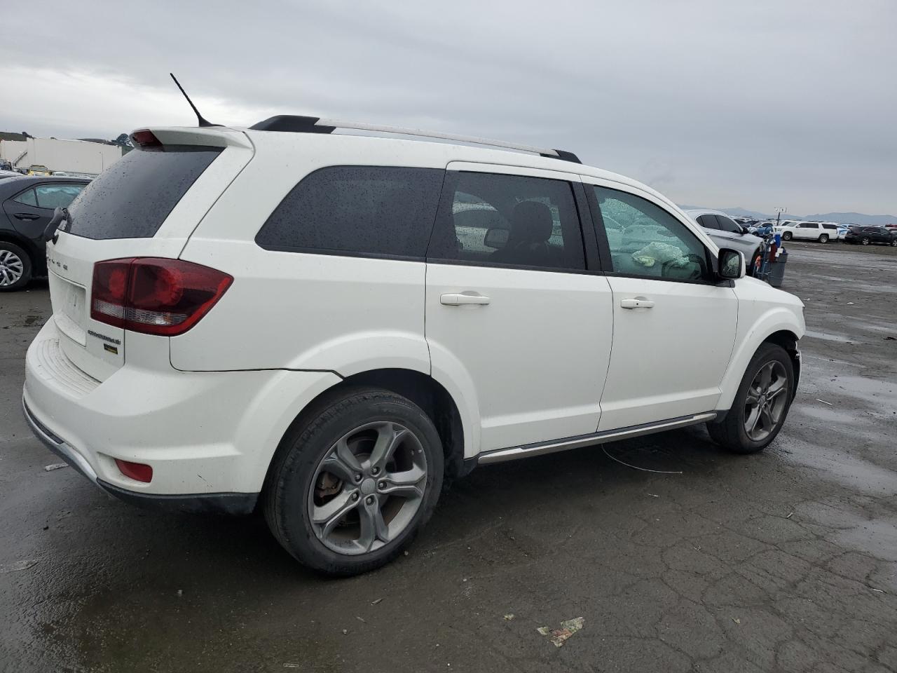 2017 Dodge Journey - Image 3