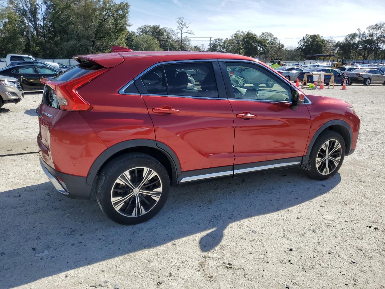 2018 Mitsubishi Eclipse - Image 3