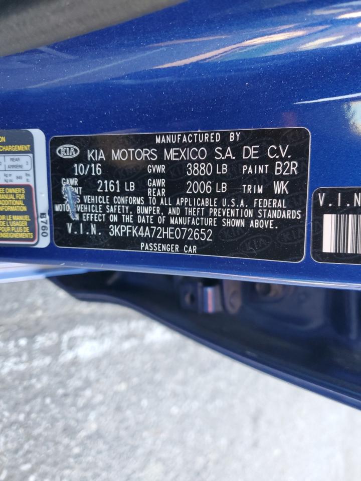 2017 Kia Forte - Image 12