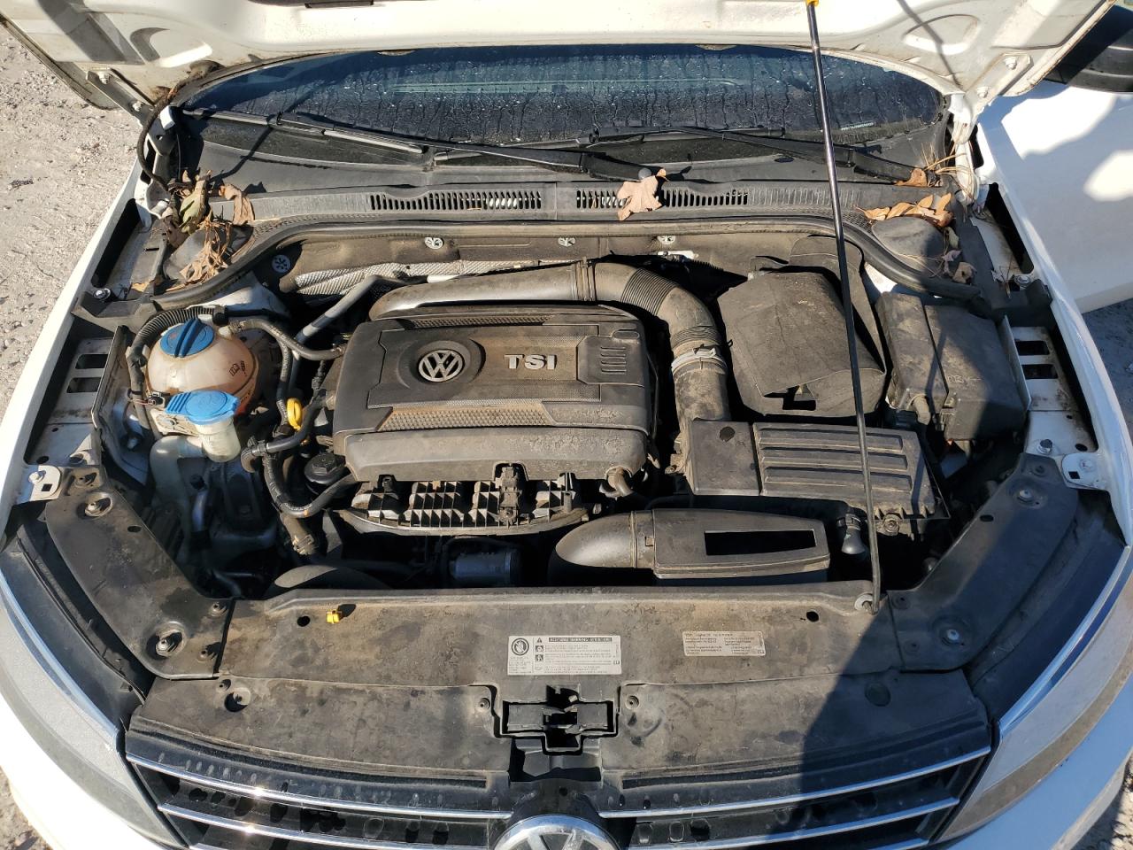 2016 Volkswagen Jetta - Image 11