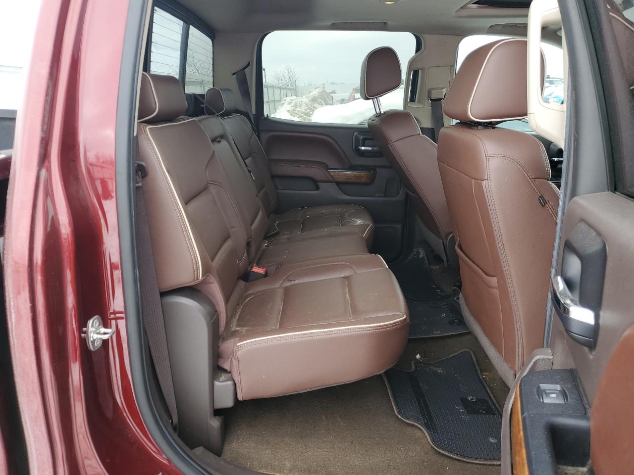 2017 Chevrolet Silverado - Image 10