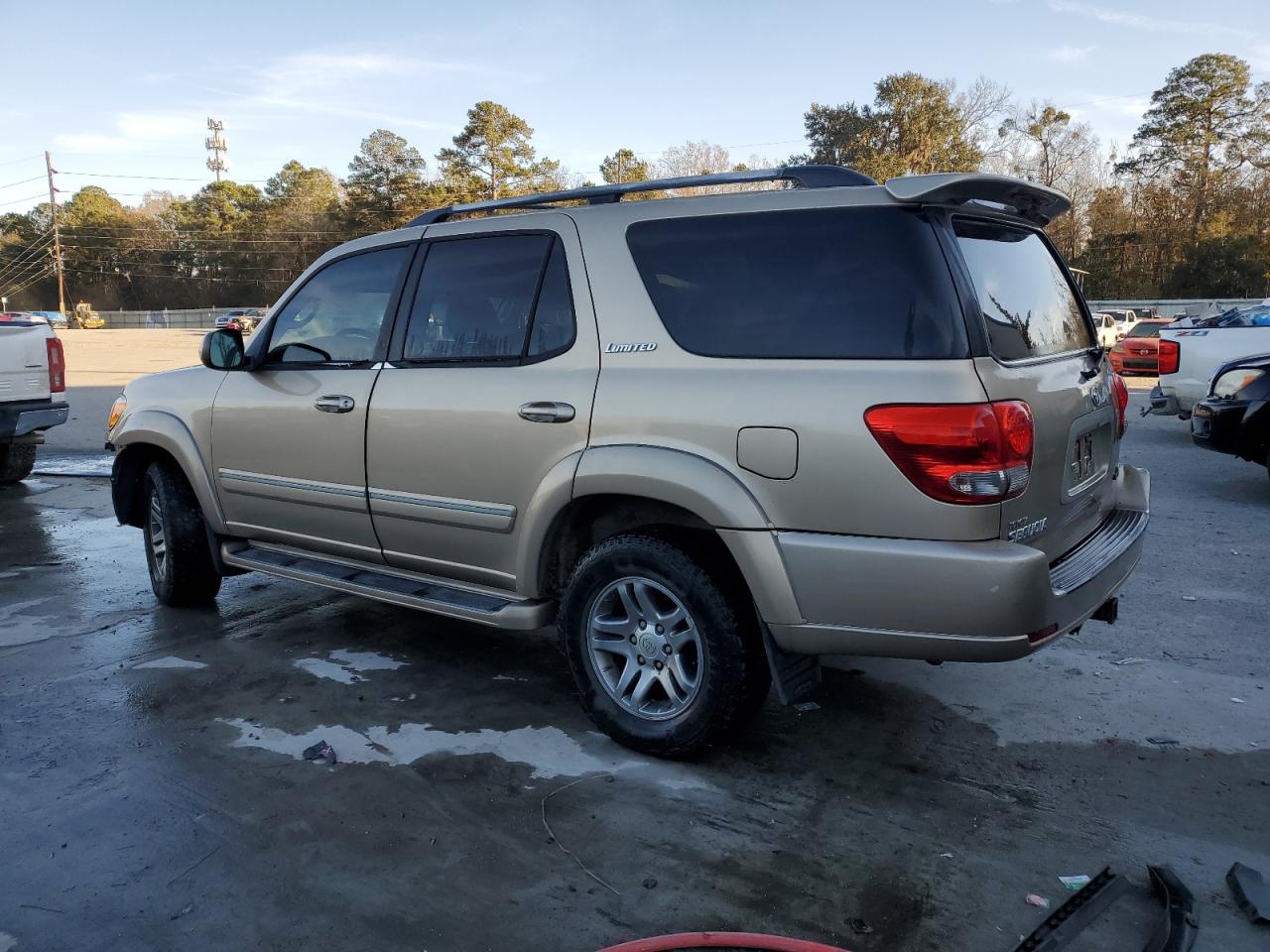 2005 Toyota Sequoia Limited VIN: 5TDZT38A85S261054 Lot: 41730885