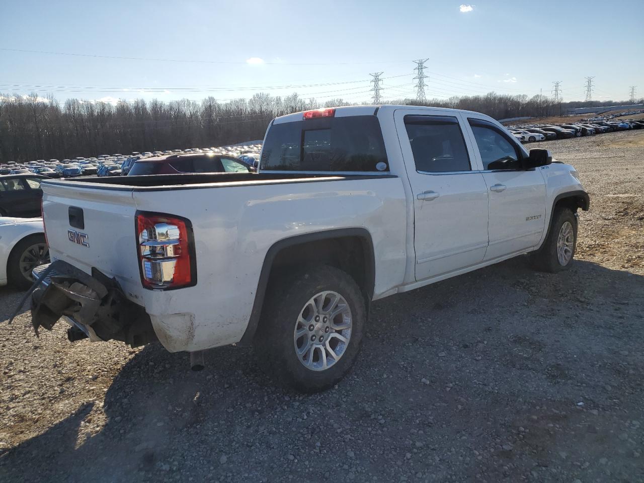 2015 GMC Sierra - Image 3