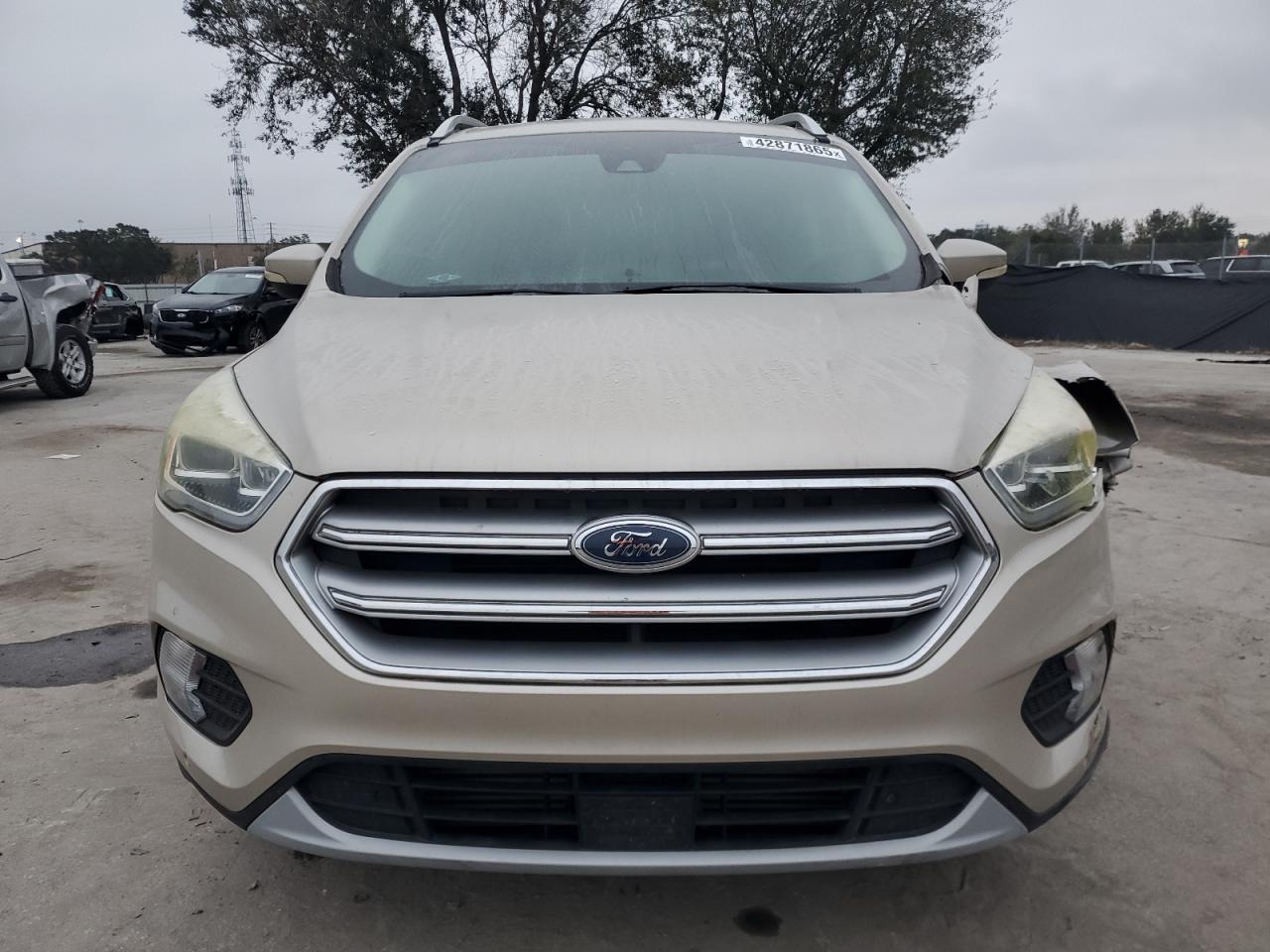1FMCU0J90HUD86420 FORD ESCAPE 2017