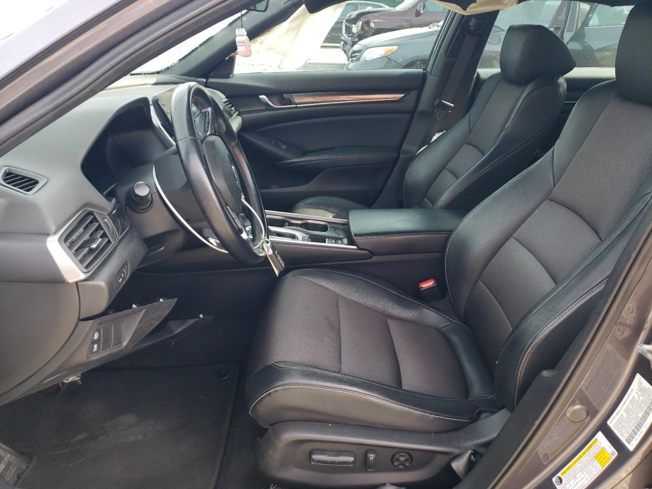 1HGCV1F39JA036322 HONDA ACCORD 2018