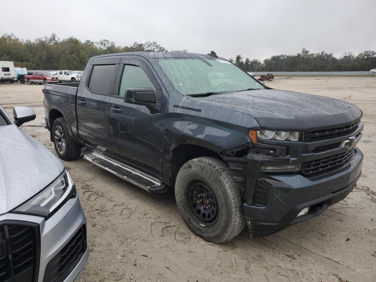 2021 Chevrolet Silverado - Image 4