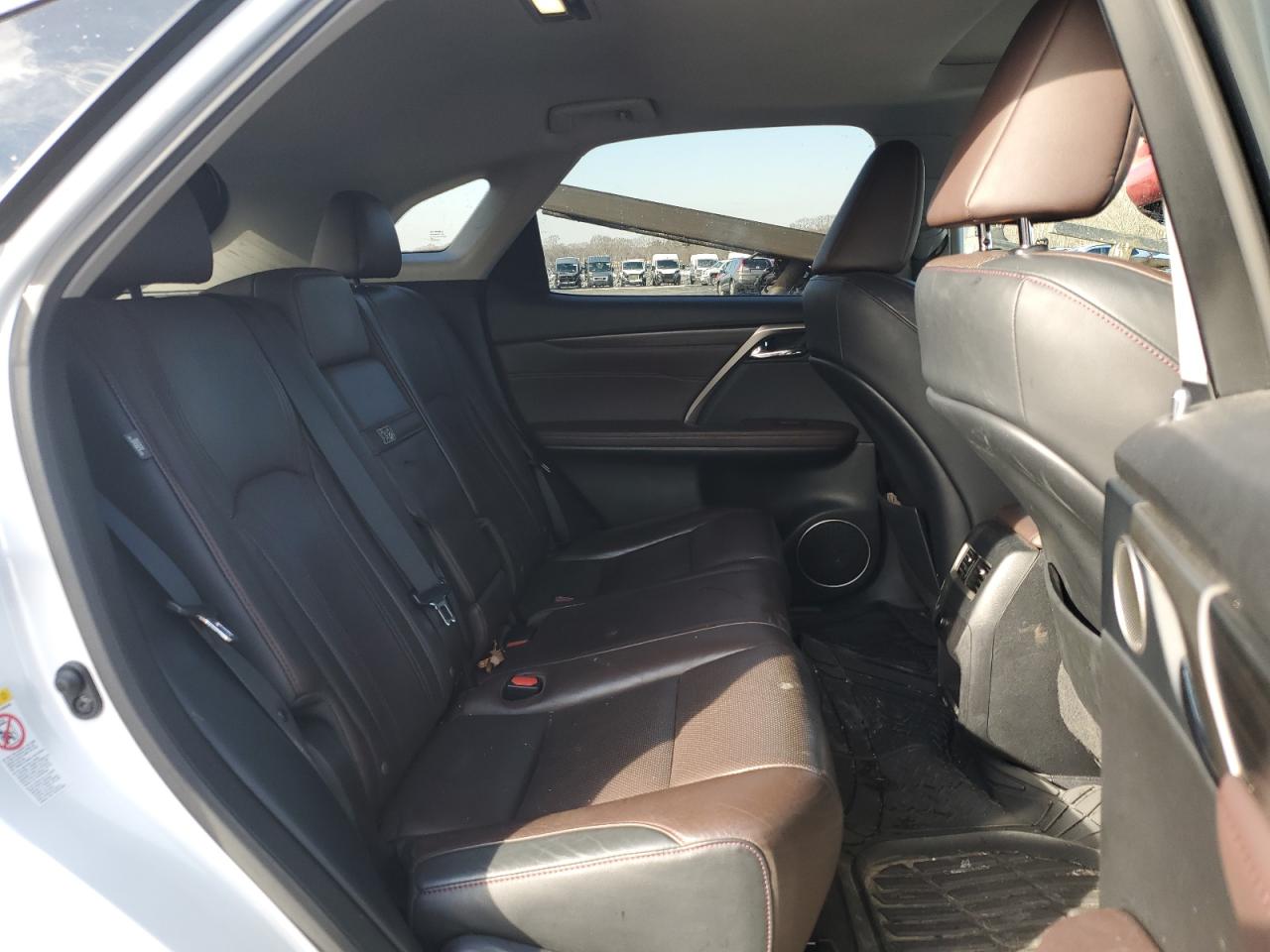 2016 Lexus RX - Image 11
