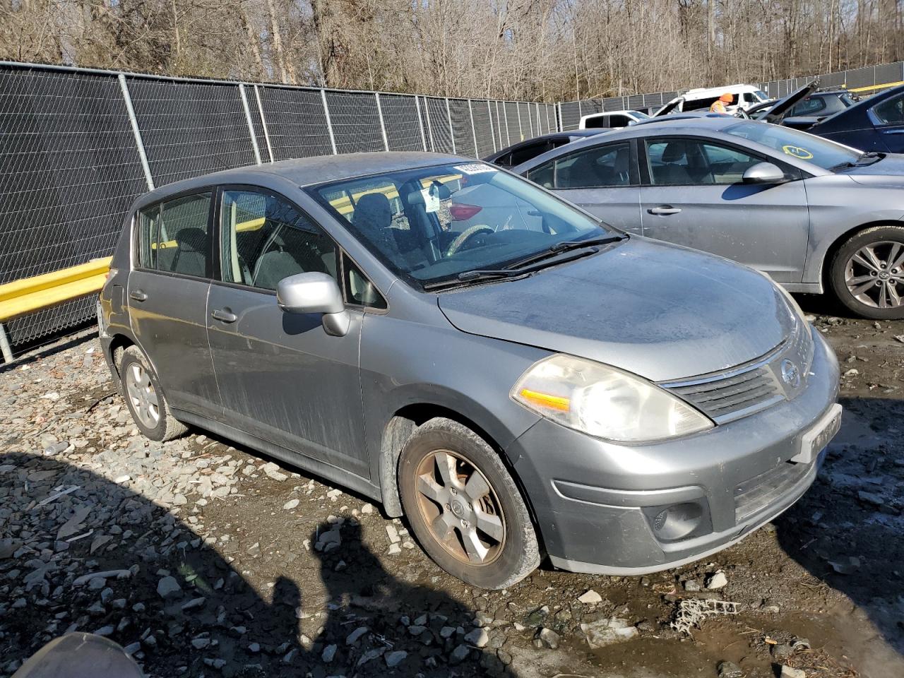 2009 Nissan Versa - Image 4