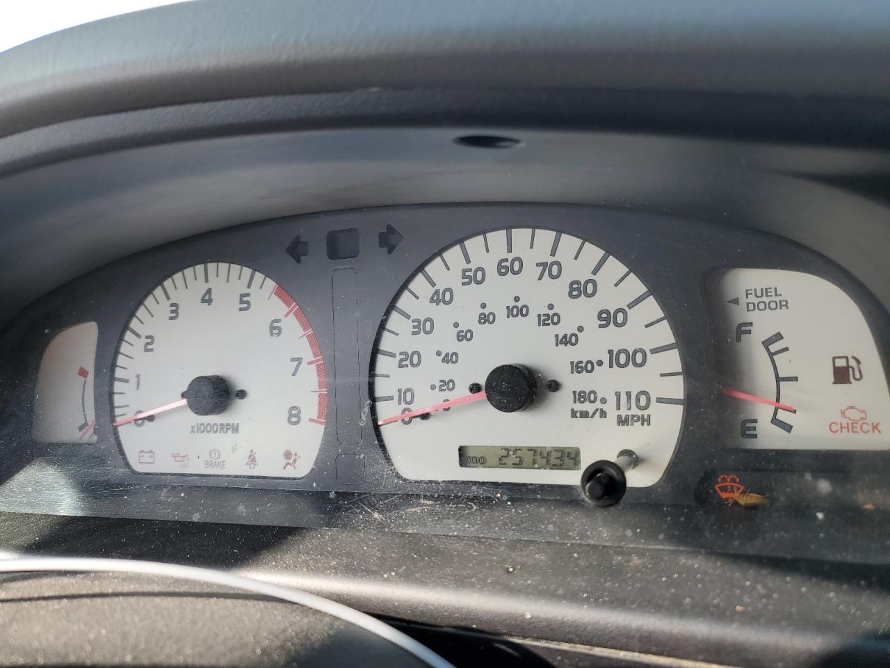 2003 Toyota Tacoma - Image 9