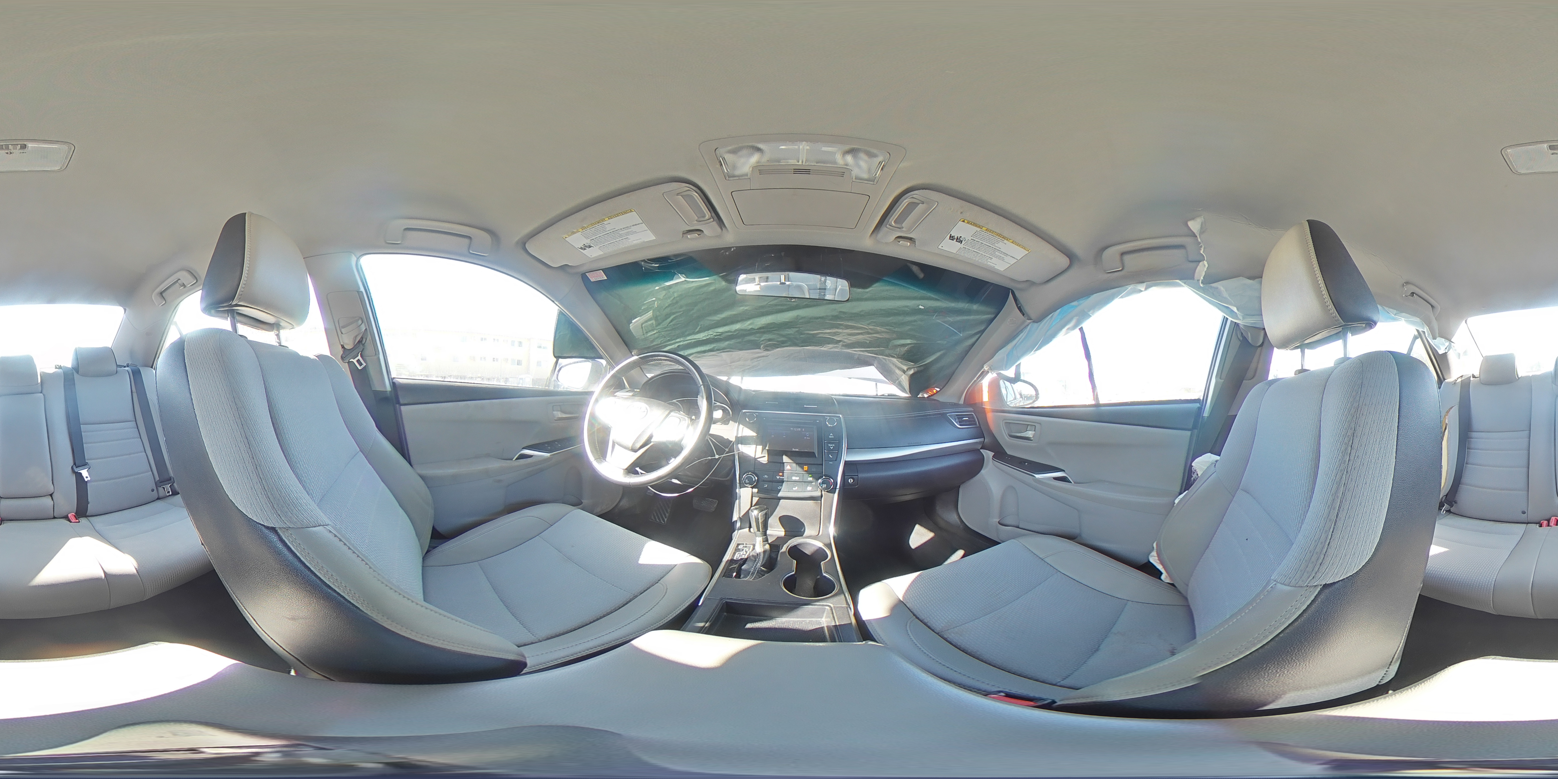 2016 Toyota Camry - Image 14