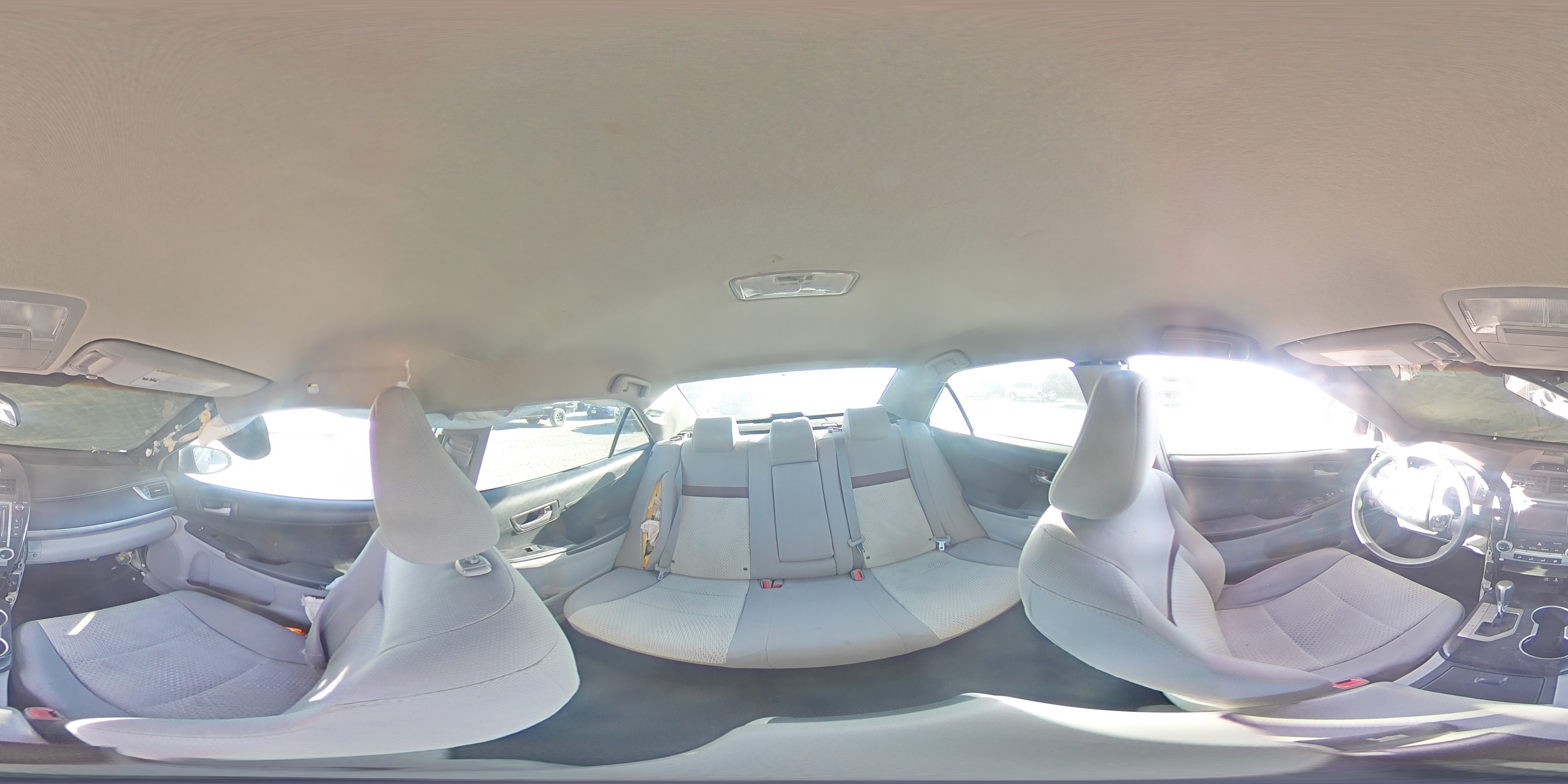 2012 Toyota Camry - Image 13