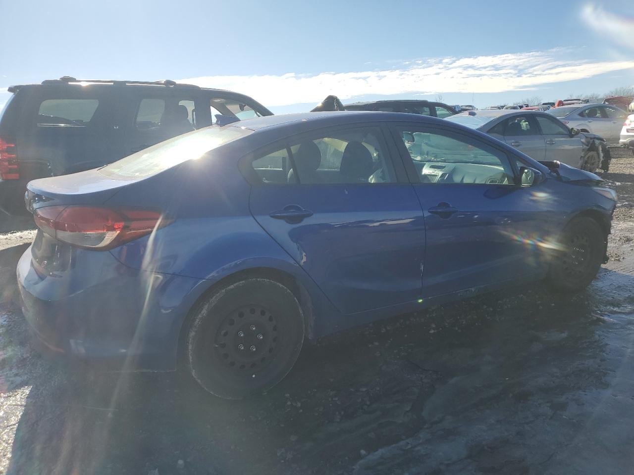 2018 Kia Forte - Image 3
