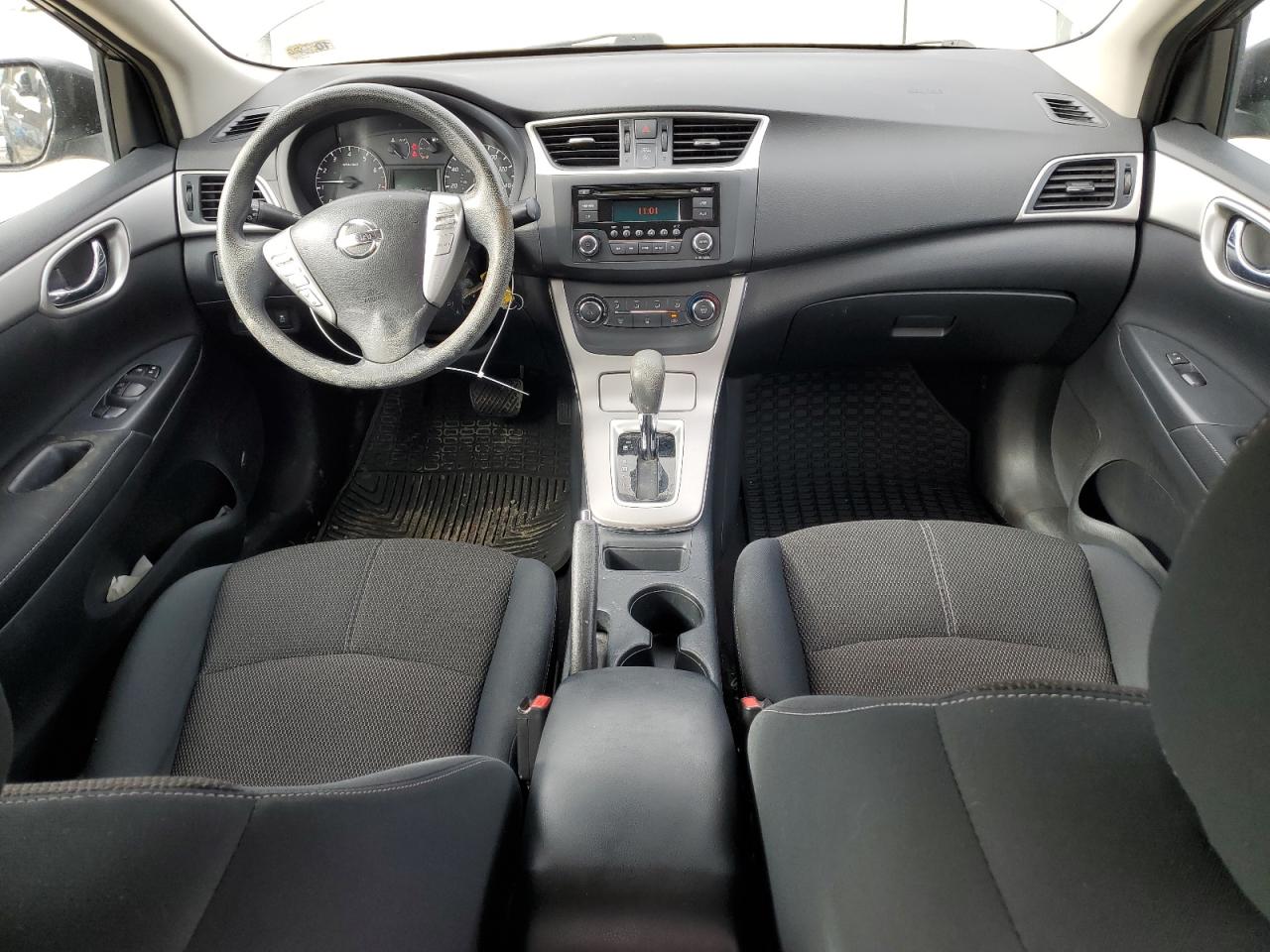 2015 Nissan Sentra - Image 8
