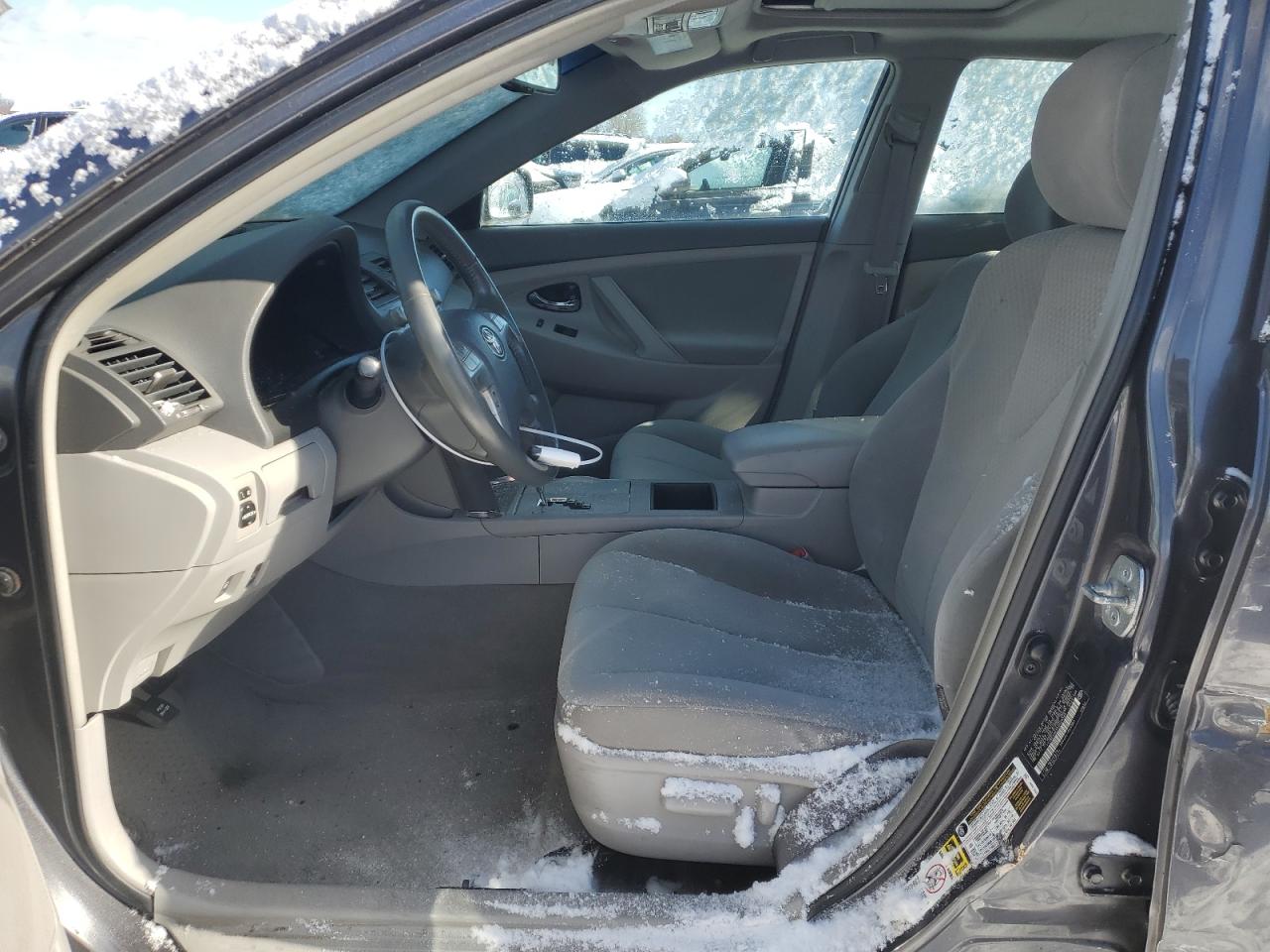 2009 Toyota Camry - Image 7