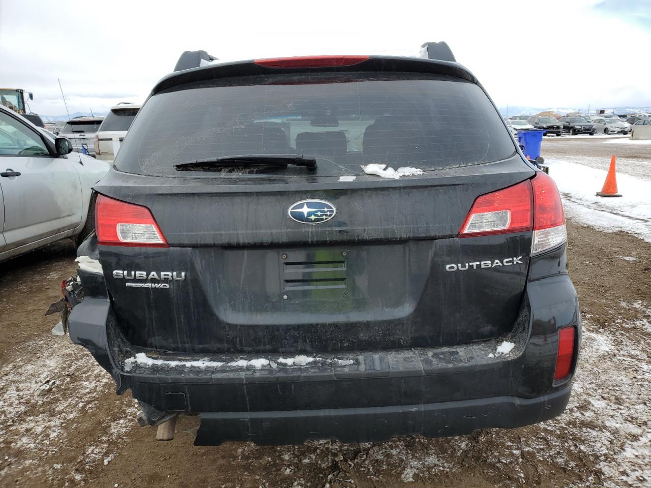2012 Subaru Outback - Image 6