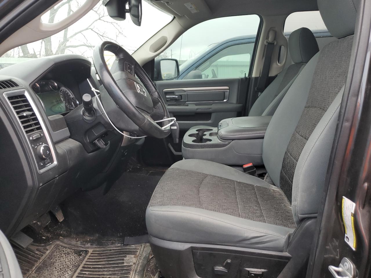 2018 RAM 1500 - Image 7
