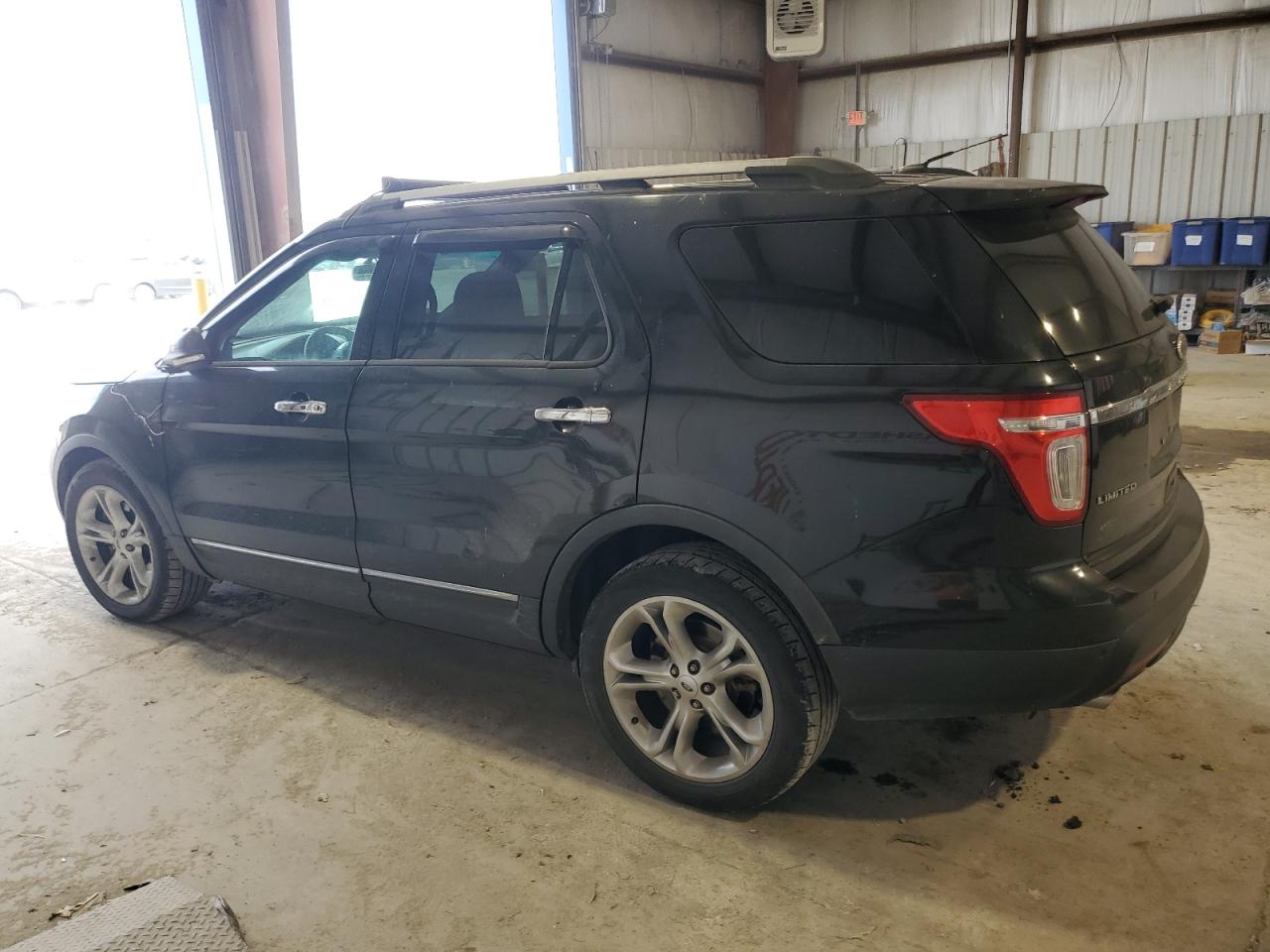 2014 Ford Explorer - Image 2