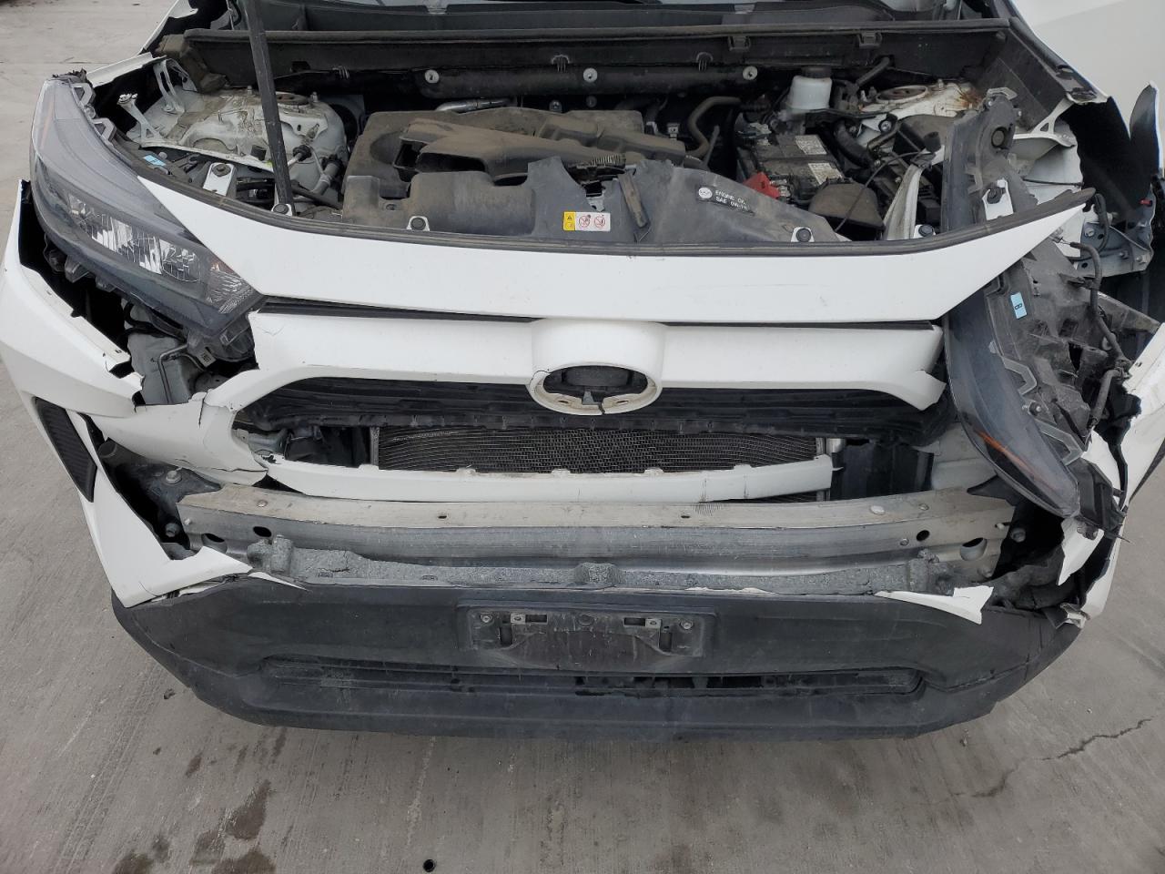 2021 Toyota RAV 4 - Image 11