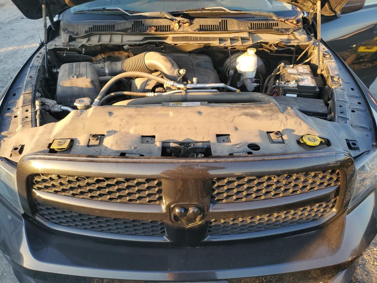 2016 RAM 1500 - Image 11