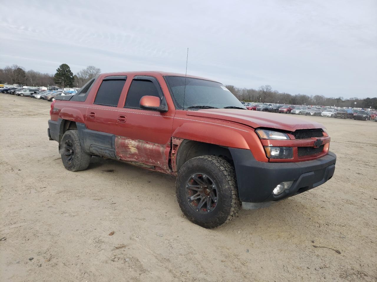 2003 Chevrolet Avalanche - Image 4