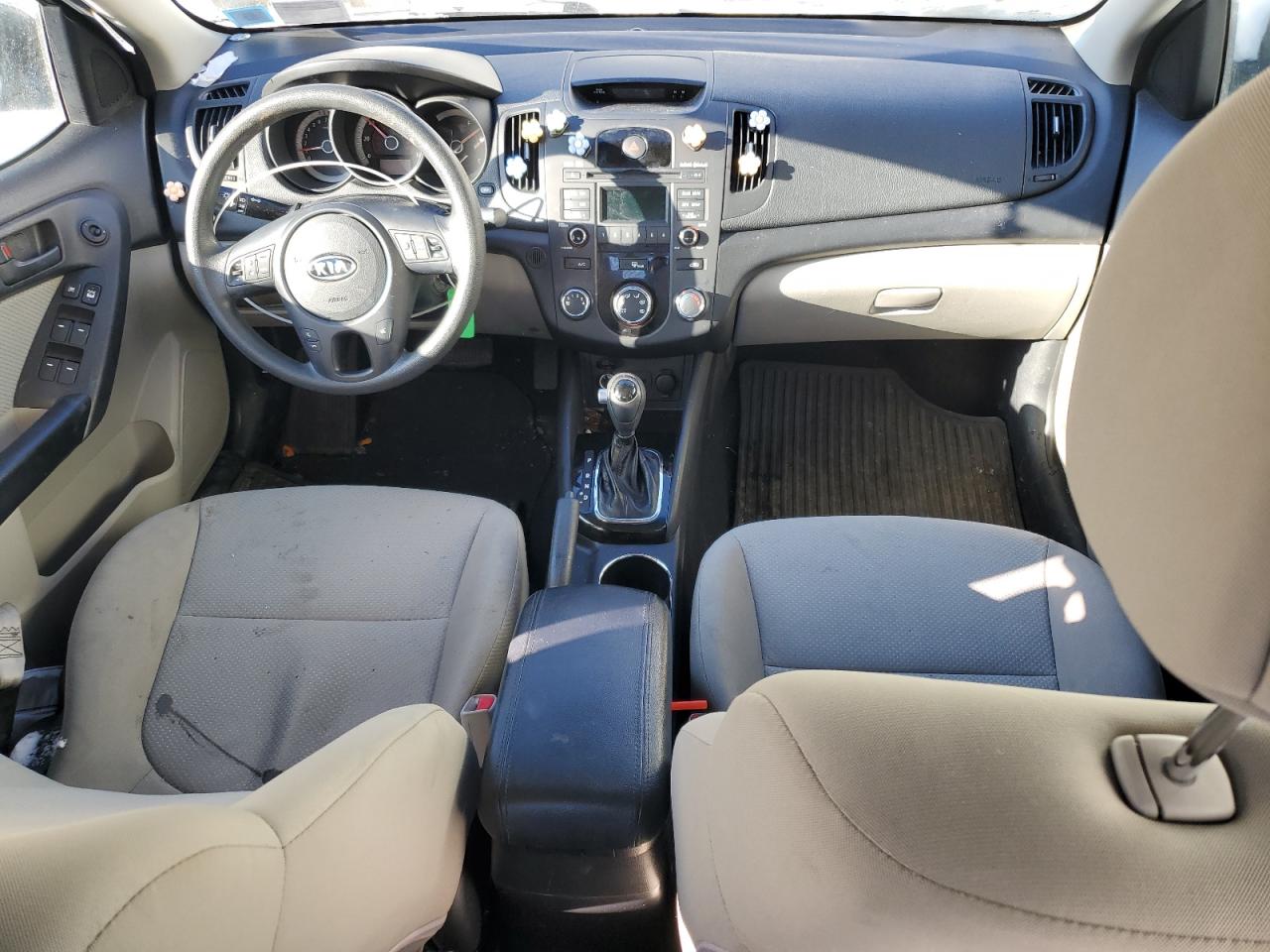 2012 Kia Forte - Image 8
