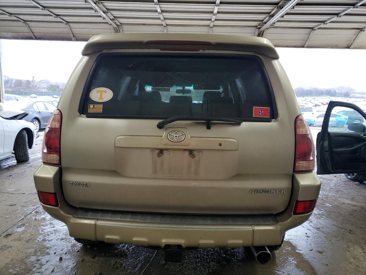 2004 Toyota 4Runner - Image 6